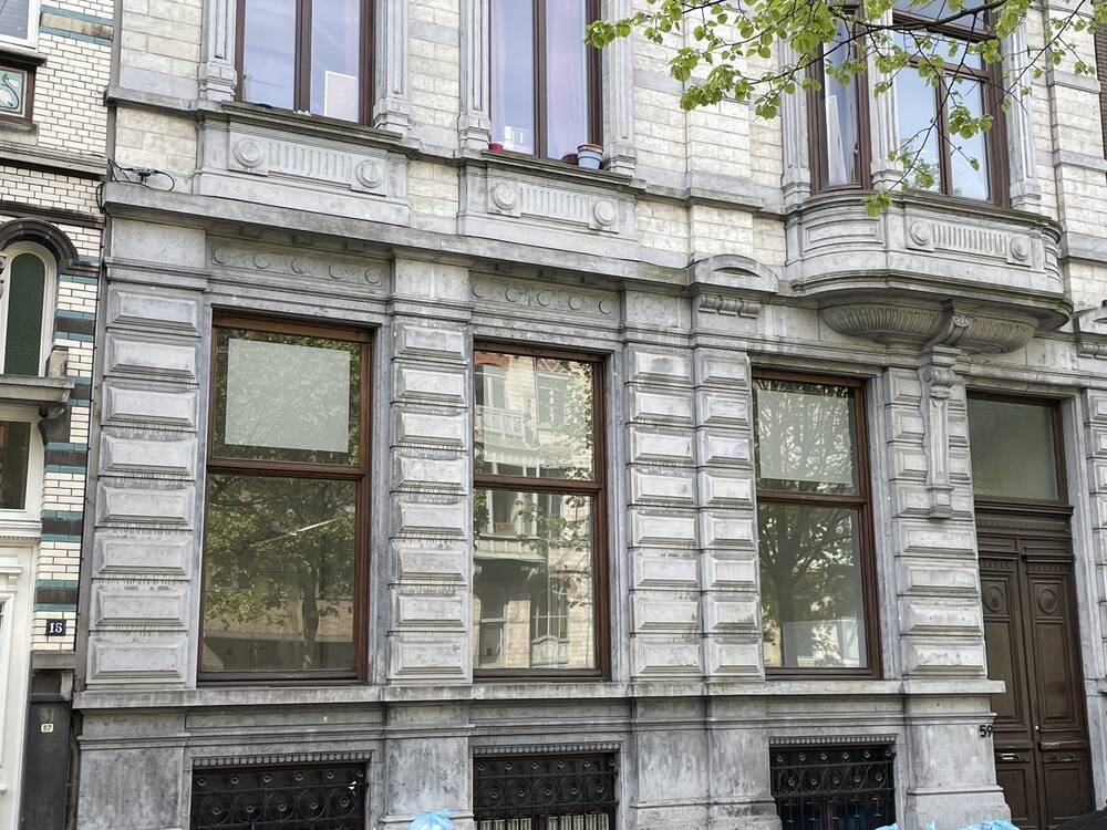 Handelszaak te in Gent 9000 1290.00€ slaapkamers 192.00m² - Zoekertje 494221