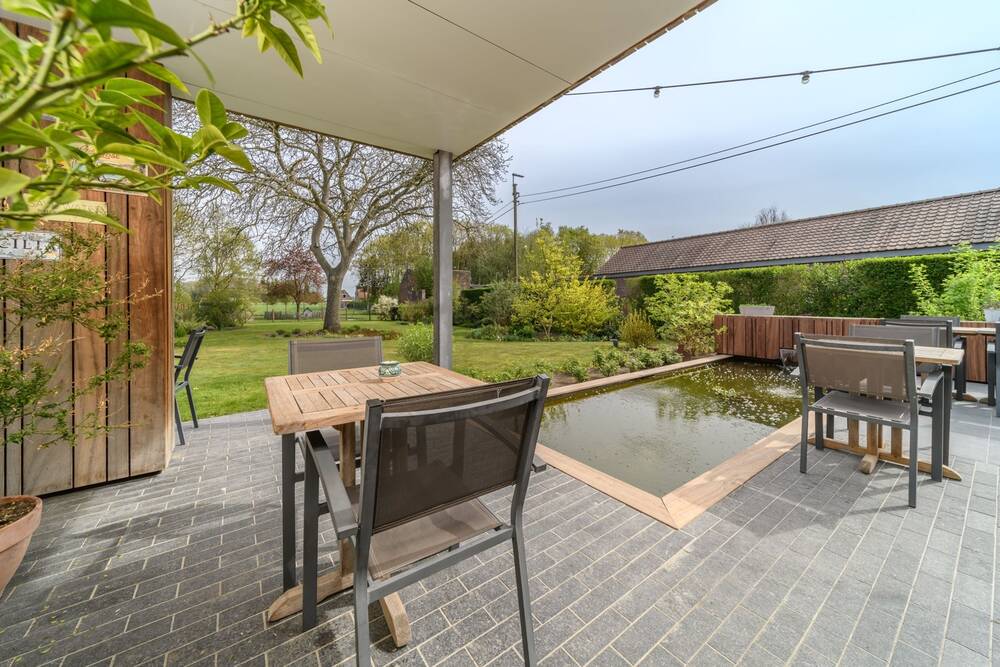 Huis te koop in Aalter 9880 0.00€ 5 slaapkamers 230.00m² - Zoekertje 493980