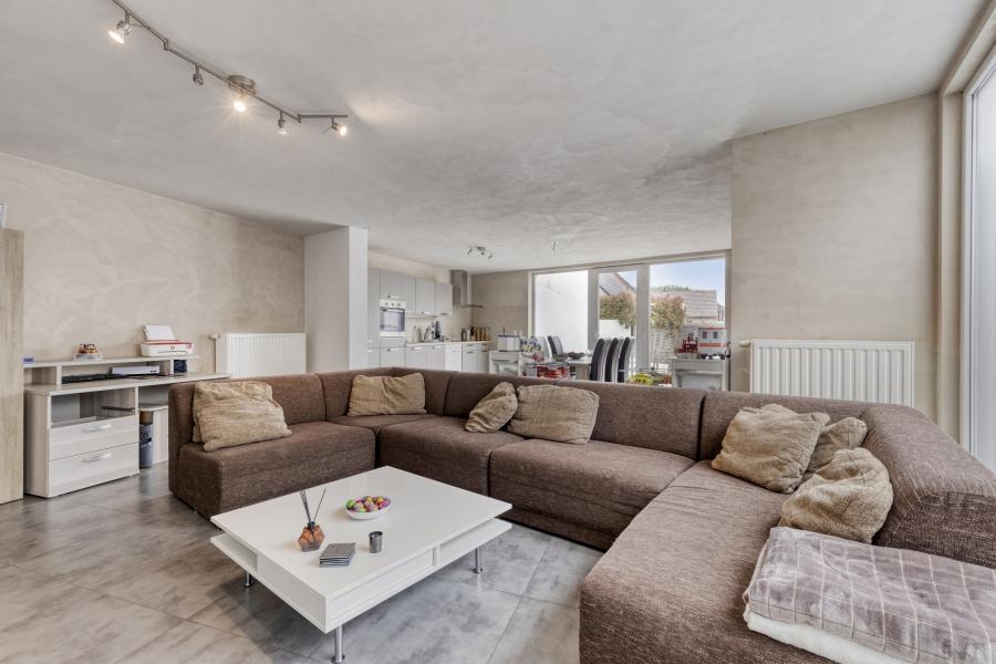 Huis te koop in Geraardsbergen 9500 289000.00€ 3 slaapkamers 196.00m² - Zoekertje 493860