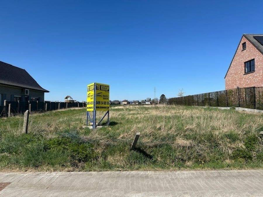 Bouwgrond te koop in Outer 9406 255000.00€ slaapkamers m² - Zoekertje 493854