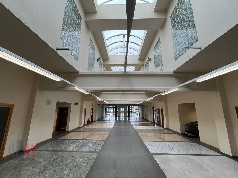 Handelszaak te huur in Deinze 9800 3227.00€ slaapkamers 704.00m² - Zoekertje 493993