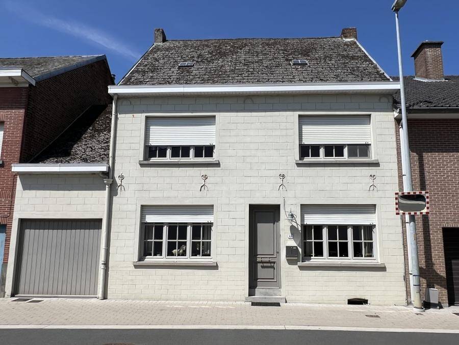 Huis te  koop in Sint-Maria-Lierde 9570 279000.00€ 3 slaapkamers 237.00m² - Zoekertje 493944