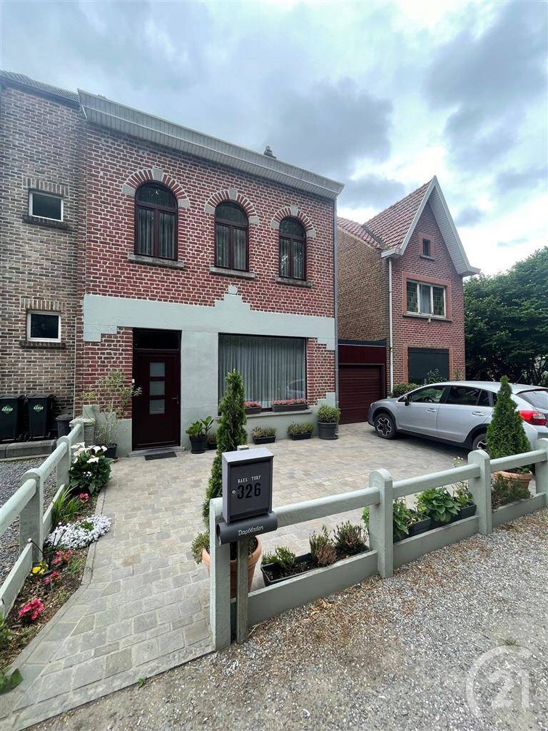 Huis te koop in Meerbeke 9402 220000.00€ 2 slaapkamers 113.00m² - Zoekertje 494639