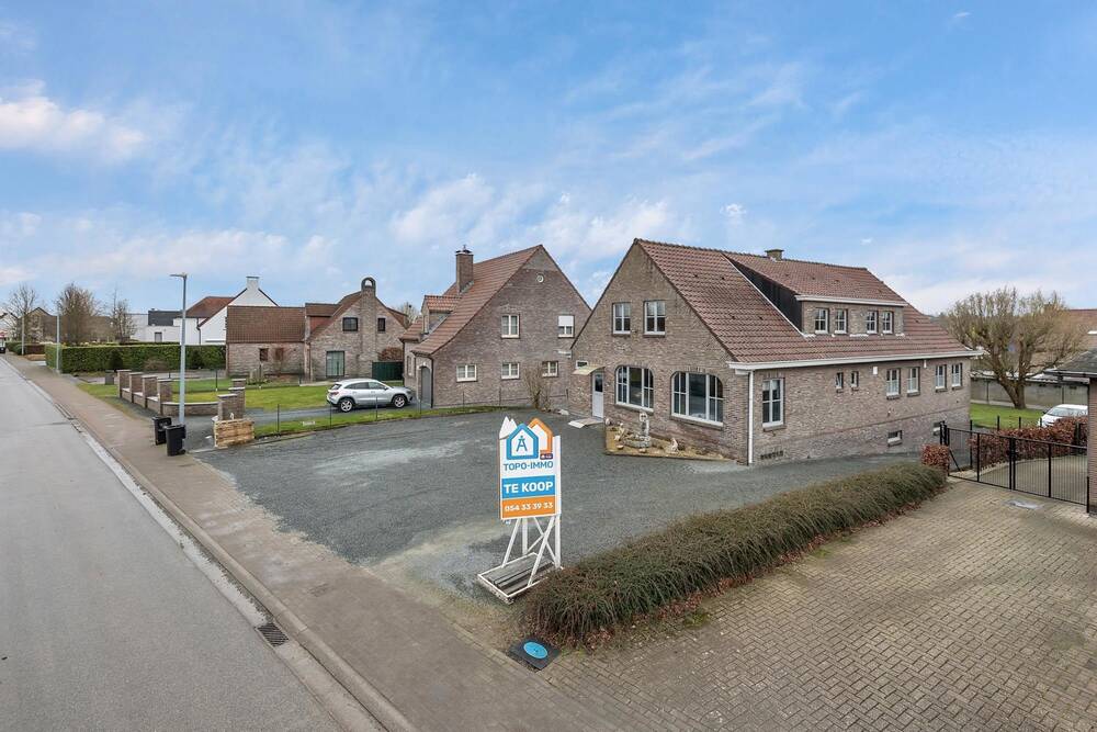 Huis te  koop in Outer 9406 439000.00€ 3 slaapkamers 270.00m² - Zoekertje 506481