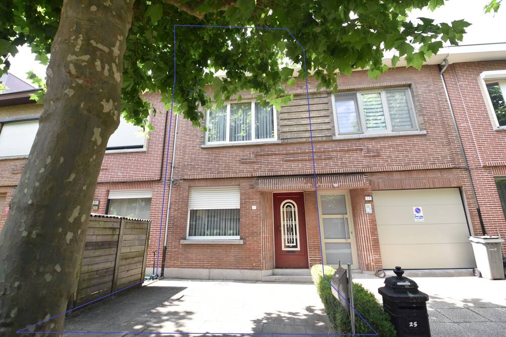 Huis te koop in Sint-Niklaas 9100 249000.00€ slaapkamers m² - Zoekertje 506066