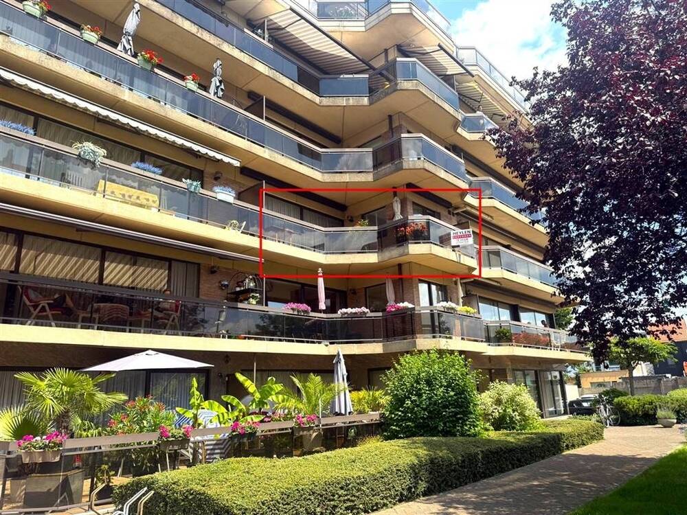 Appartement te huur in Sint-Niklaas 9100 1000.00€ 2 slaapkamers 98.00m² - Zoekertje 506254