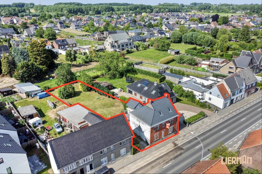 Huis te  koop in Herzele 9550 259000.00€ 5 slaapkamers 223.00m² - Zoekertje 508009
