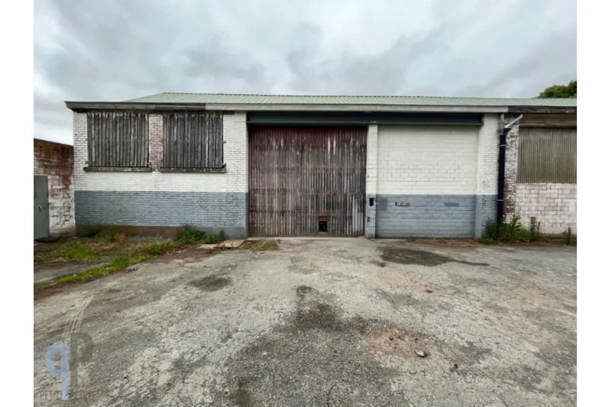 Parking & garage te  huur in Zottegem 9620 100.00€  slaapkamers m² - Zoekertje 507730