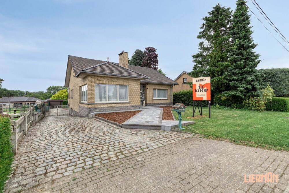 Huis te  koop in Herzele 9550 393000.00€ 3 slaapkamers 272.00m² - Zoekertje 508090