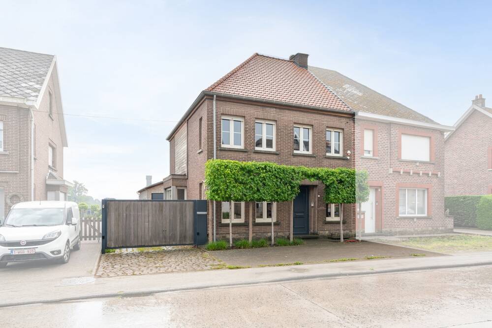 Mixgebouw te  koop in Lede 9340 579000.00€ 2 slaapkamers 170.00m² - Zoekertje 509708