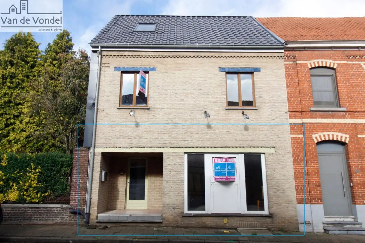 Handelszaak te  huur in Kerksken 9451 600.00€  slaapkamers 250.00m² - Zoekertje 513793