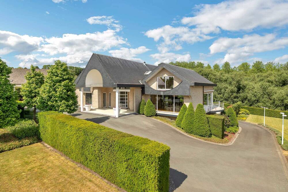 Villa te koop in Geraardsbergen 9500 1075000.00€ 3 slaapkamers 250.00m² - Zoekertje 513842