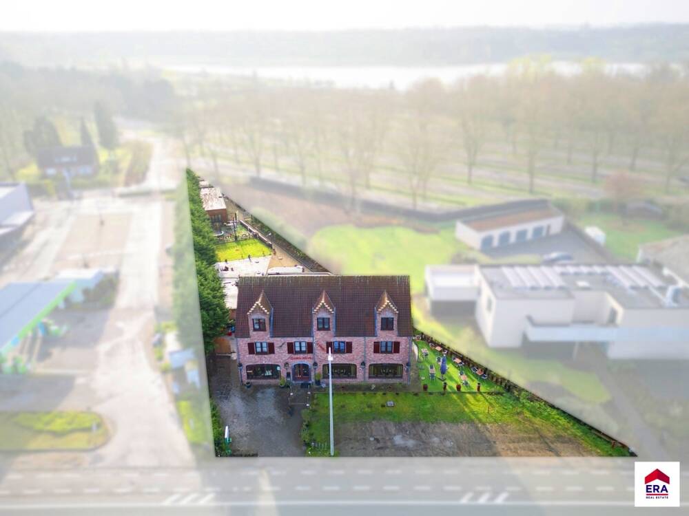 Handelszaak te koop in Sint-Niklaas 9100 900000.00€ 0 slaapkamers 651.00m² - Zoekertje 514974