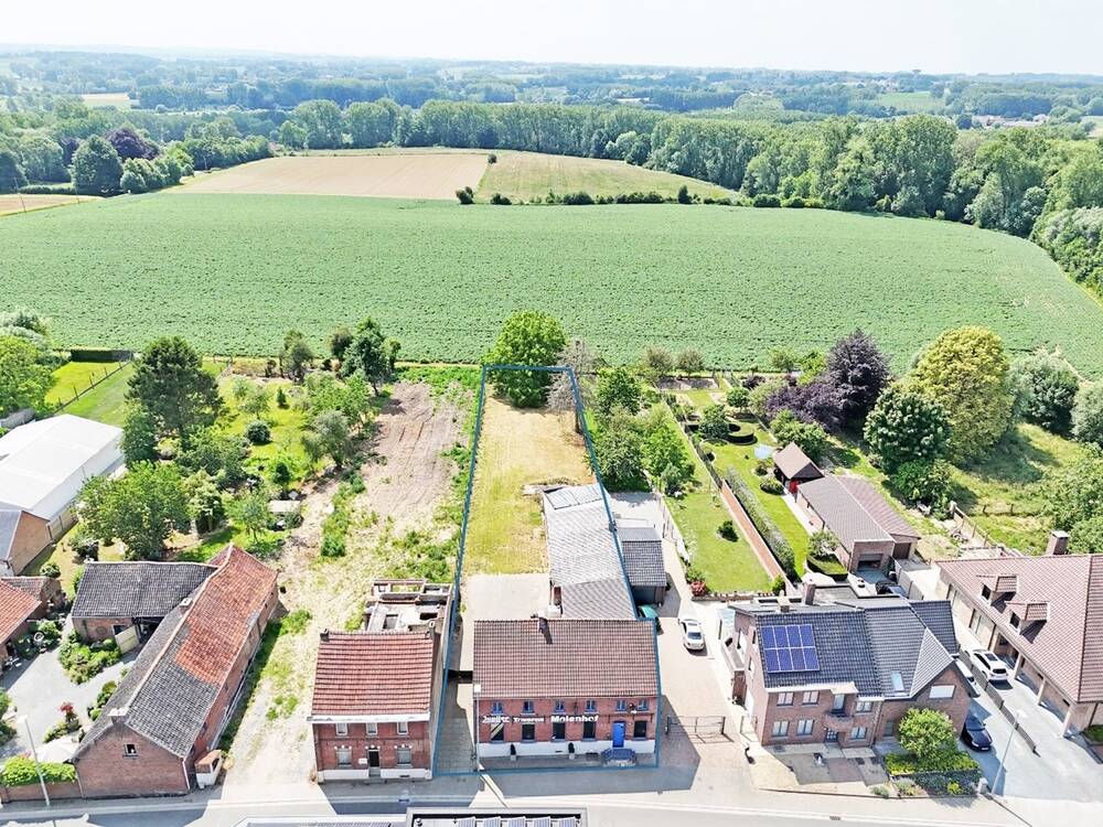 Huis te  koop in Herzele 9550 250000.00€ 5 slaapkamers 364.00m² - Zoekertje 514677