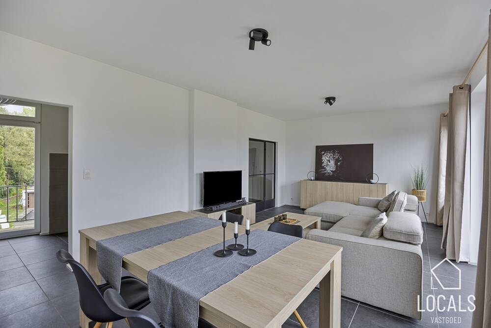 Appartement te  koop in Nieuwerkerken 9320 229000.00€ 3 slaapkamers 98.00m² - Zoekertje 515028