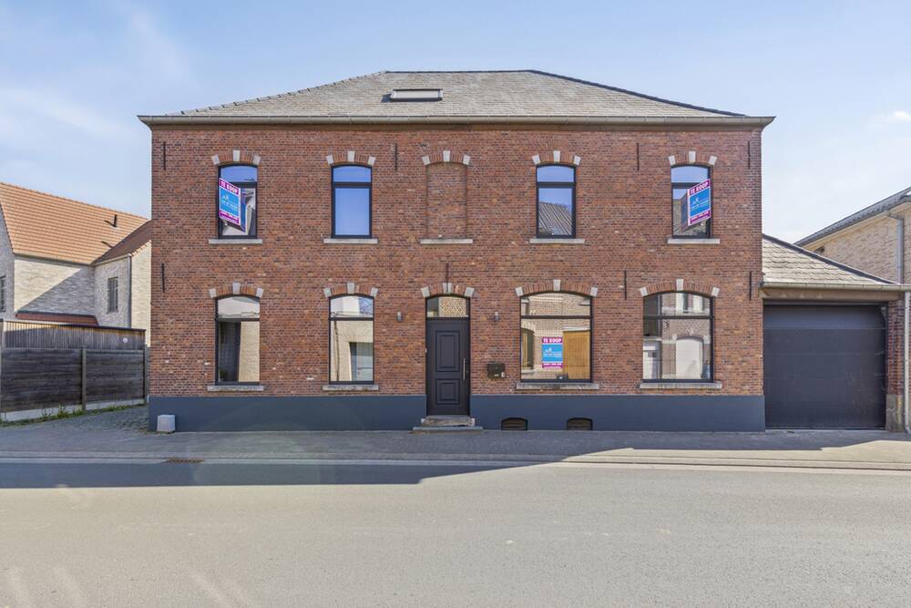 Handelszaak te  koop in Geraardsbergen 9500 425000.00€  slaapkamers 332.00m² - Zoekertje 514464