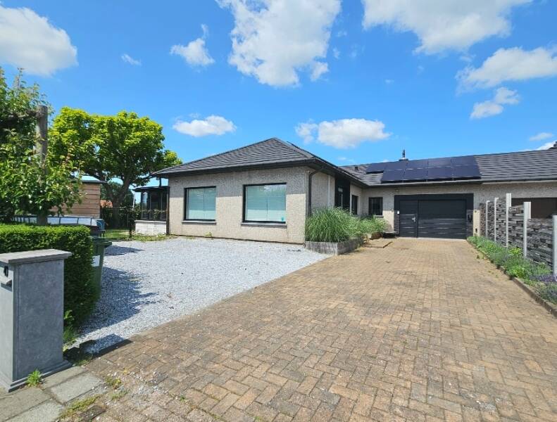 Huis te koop in Zelzate 9060 475000.00€ 4 slaapkamers 209.00m² - Zoekertje 514309