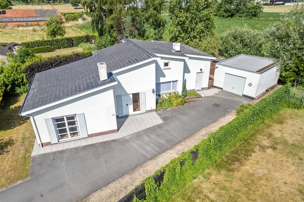 Bungalow te  koop in Laarne 9270 368000.00€ 2 slaapkamers 177.00m² - Zoekertje 517517
