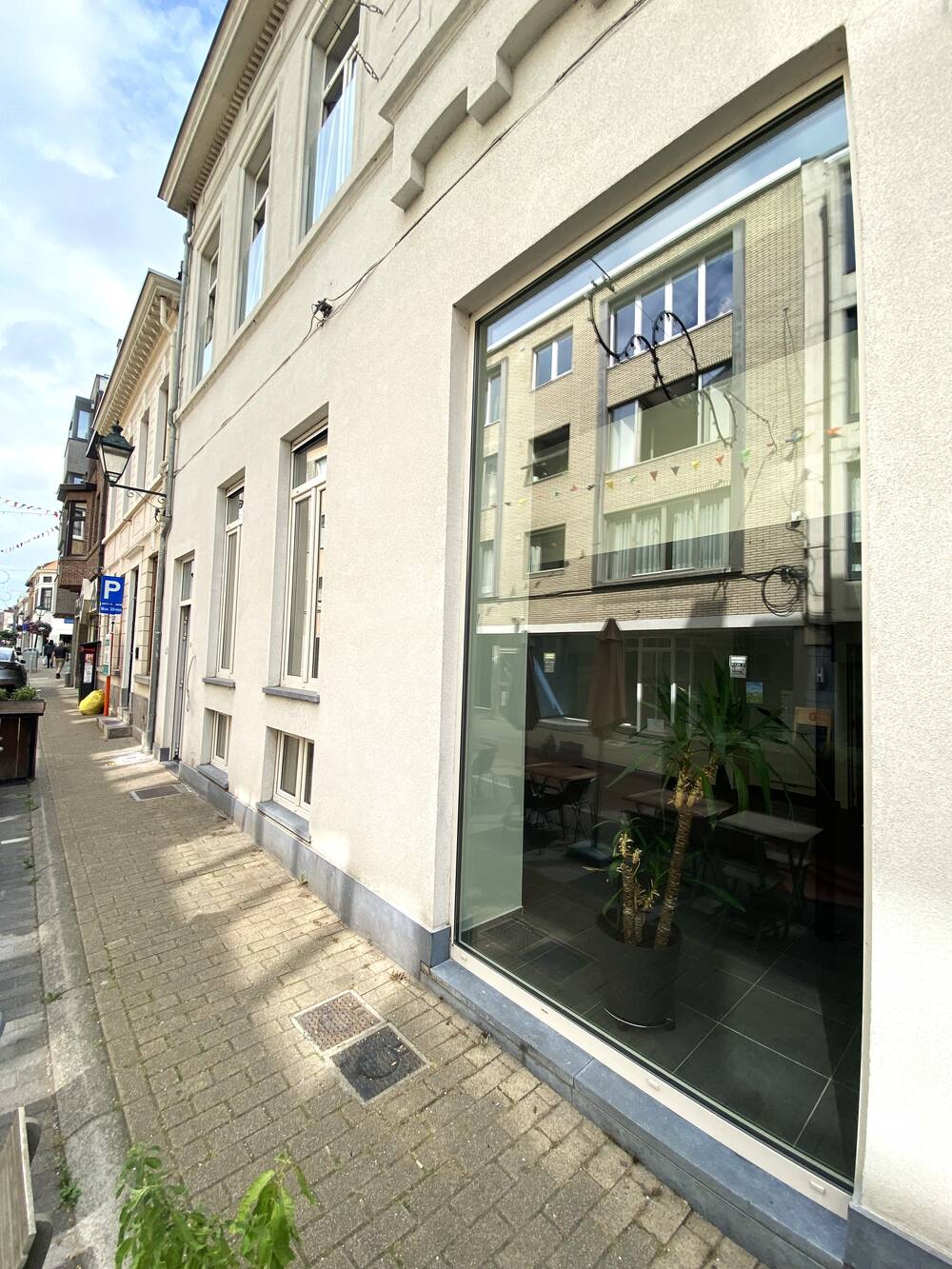 Handelszaak te koop in Wetteren 9230 275000.00€ slaapkamers m² - Zoekertje 517164