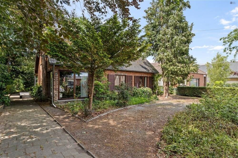 Huis te  koop in Stekene 9190 389000.00€ 3 slaapkamers 250.00m² - Zoekertje 515593