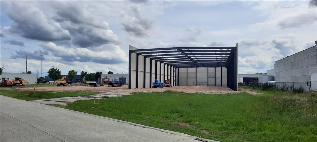 Handelszaak te huur in Evergem 9940 2200.00€ slaapkamers m² - Zoekertje 515839