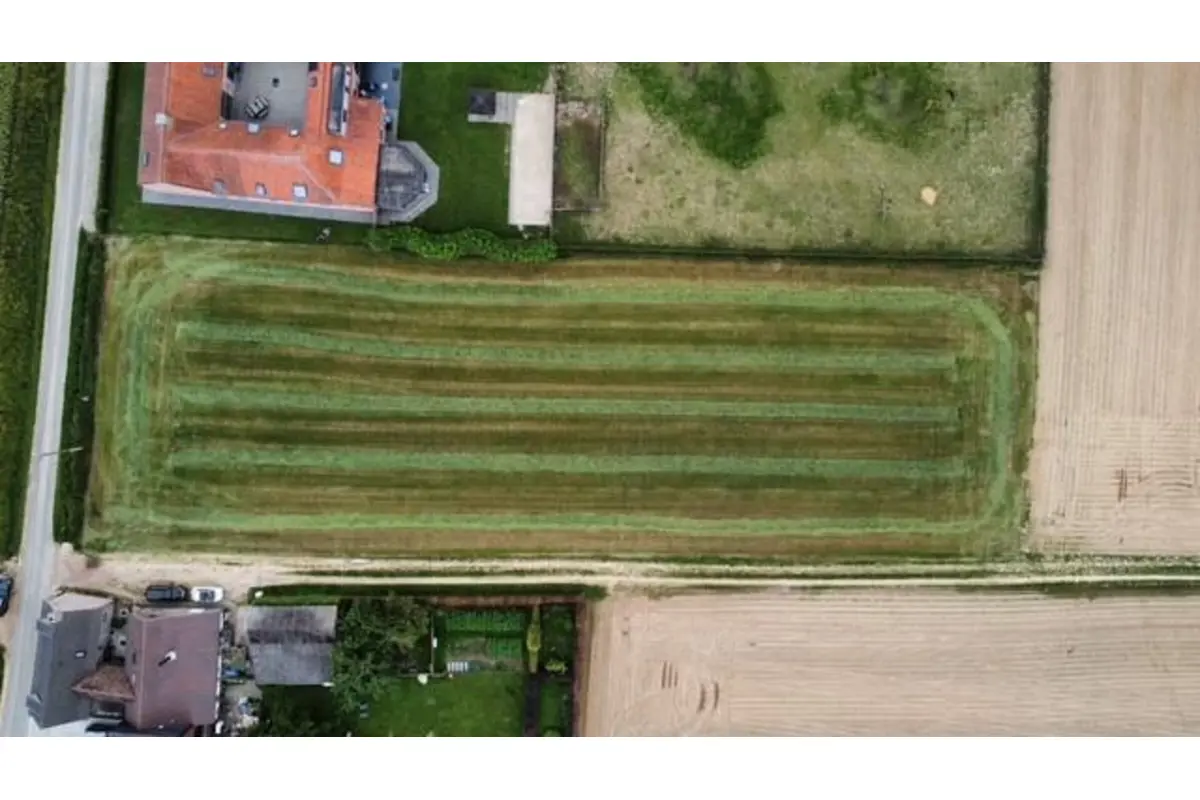 Grond te  koop in Zarlardinge 9500 60000.00€  slaapkamers m² - Zoekertje 610895