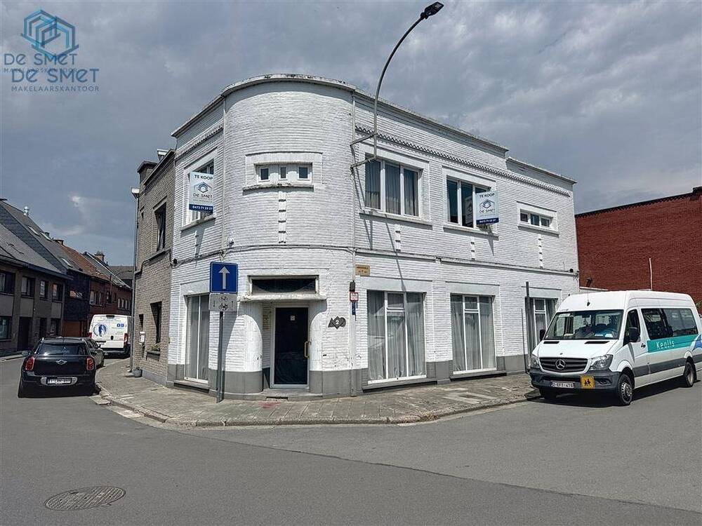 Appartement te koop in Aalst 9300 290000.00€ 4 slaapkamers 216.00m² - Zoekertje 519035