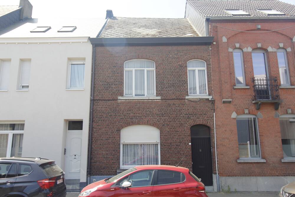 Huis te koop in Erembodegem 9320 140000.00€ 3 slaapkamers 165.00m² - Zoekertje 518451