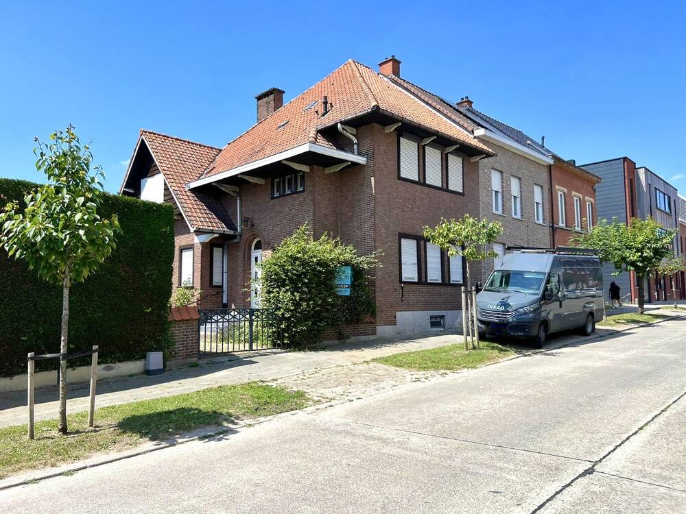 Huis te koop in Ronse 9600 350000.00€ 2 slaapkamers 180.00m² - Zoekertje 518296