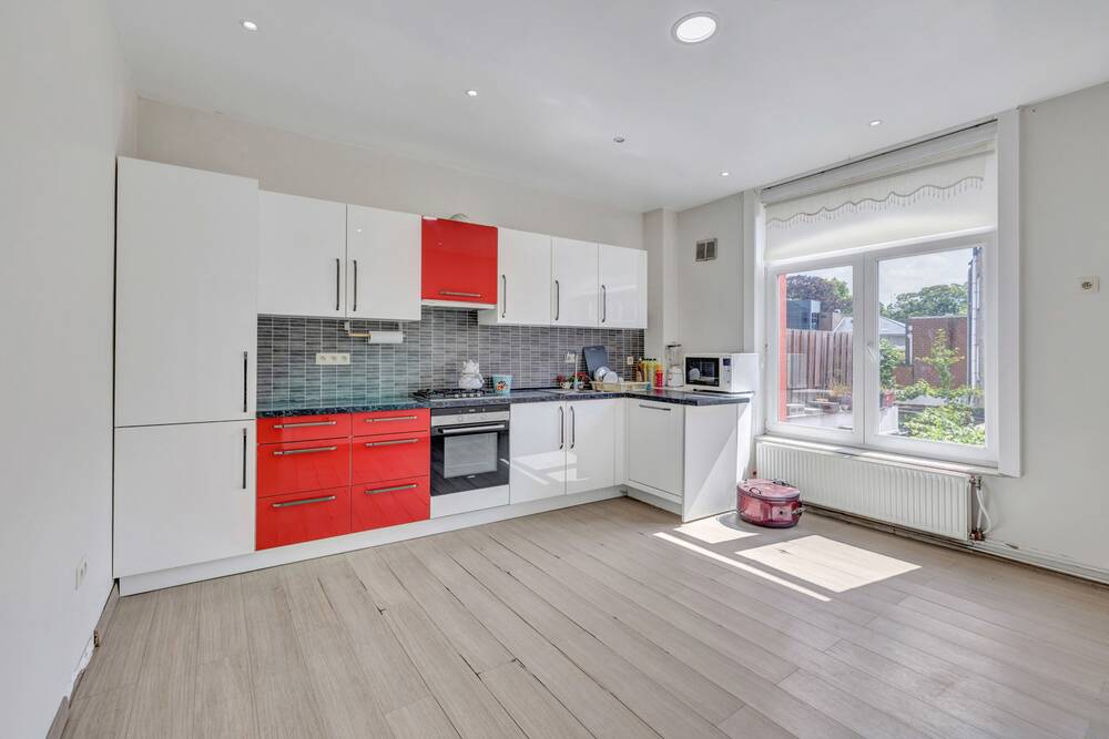 Handelszaak te  koop in Aalst 9300 510000.00€ 5 slaapkamers 252.00m² - Zoekertje 520133