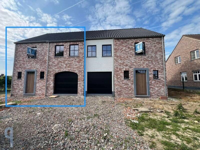 Huis te in Zwalm 9630 466500.00€ 4 slaapkamers 193.00m² - Zoekertje 520487