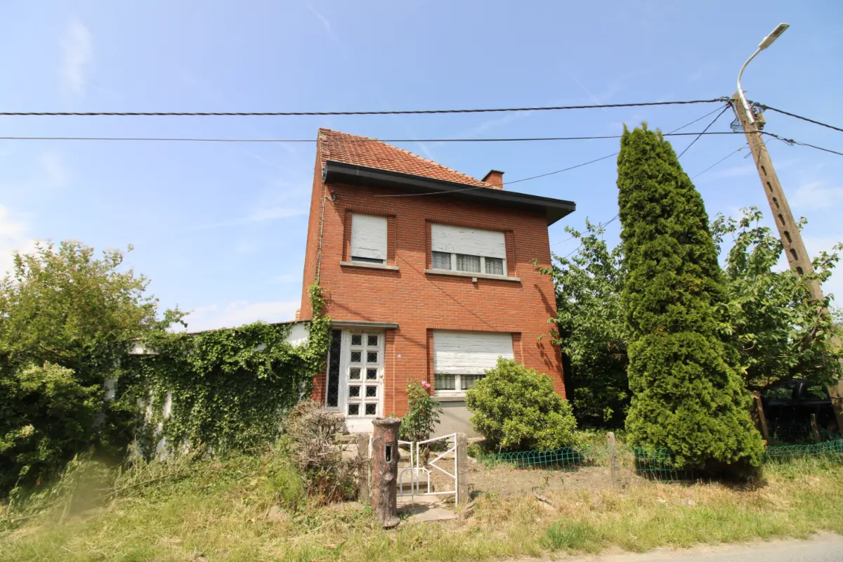 Huis te  koop in Lebbeke 9280 290000.00€ 4 slaapkamers 120.00m² - Zoekertje 521103