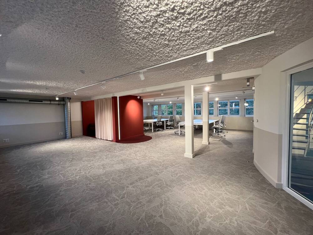 Handelszaak te huur in Mariakerke 9030 2600.00€ slaapkamers 64.00m² - Zoekertje 520542
