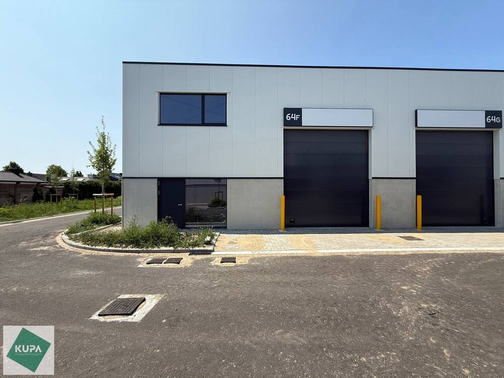 Handelszaak te  huur in Melle 9090 1395.00€  slaapkamers 216.00m² - Zoekertje 520908