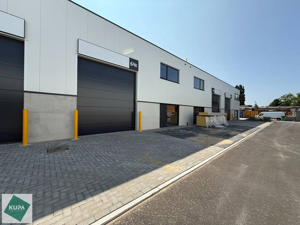 Handelszaak te  huur in Melle 9090 1395.00€  slaapkamers 216.00m² - Zoekertje 520824