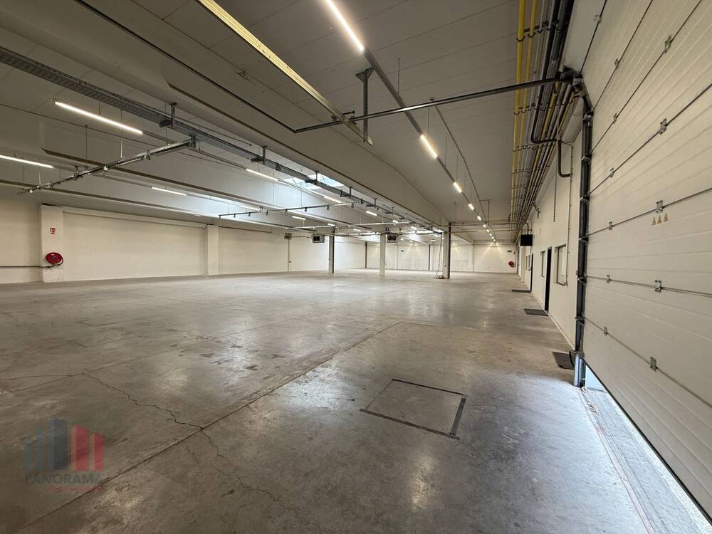Handelszaak te huur in Erembodegem 9320 16492.00€ slaapkamers 2674.00m² - Zoekertje 520510