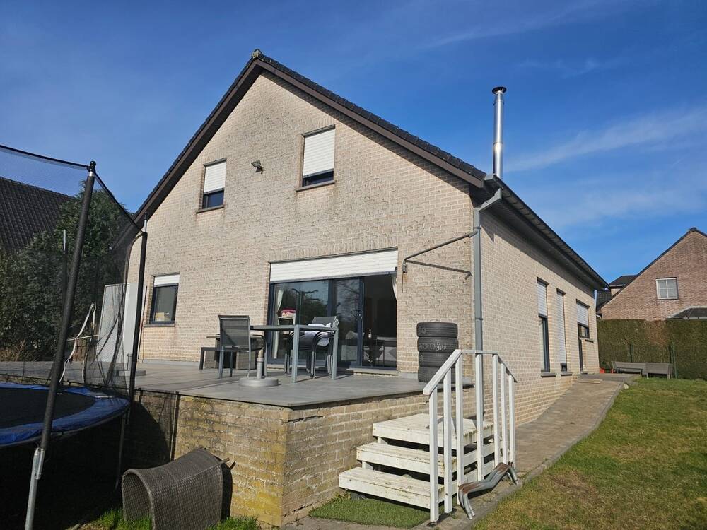 Huis te  koop in Goeferdinge 9500 385000.00€ 4 slaapkamers 195.00m² - Zoekertje 520698