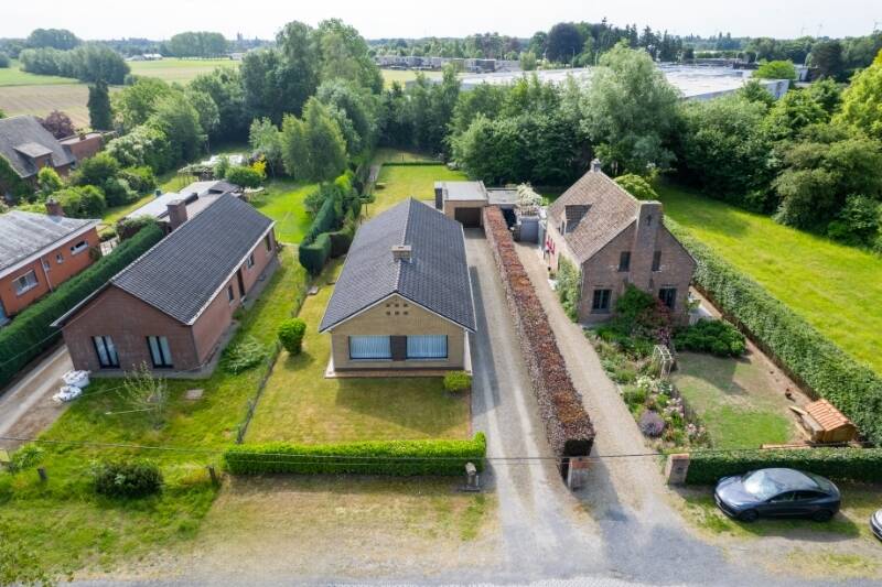Huis te koop in Lokeren 9160 349000.00€ 3 slaapkamers m² - Zoekertje 521442