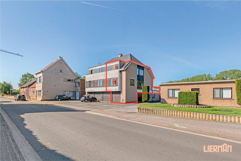 Appartement te koop in Aalst 9300 214000.00€ 3 slaapkamers 122.00m² - Zoekertje 521878