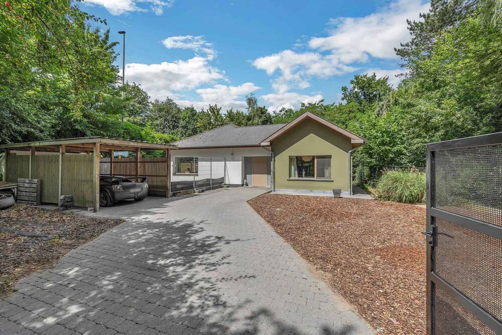 Bungalow te  koop in Nieuwerkerken 9320 399000.00€ 3 slaapkamers 167.00m² - Zoekertje 521768