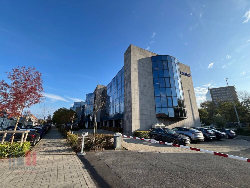 Handelszaak te huur in Zwijnaarde 9052 6765.00€ slaapkamers 738.00m² - Zoekertje 521360