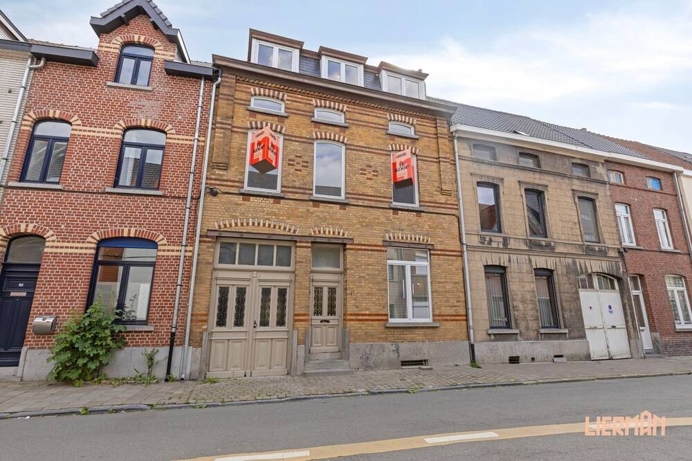 Huis te  koop in Aalst 9300 680000.00€ 6 slaapkamers 324.00m² - Zoekertje 521548