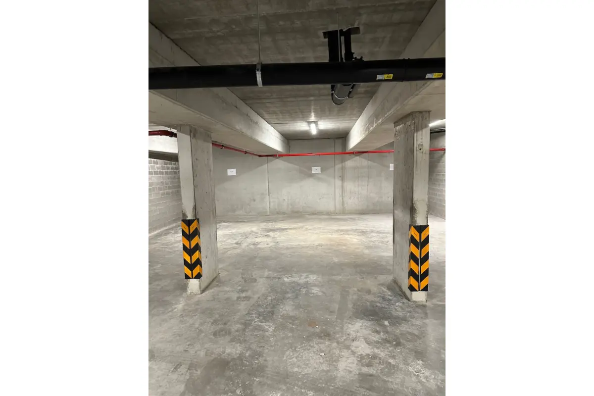 Parking & garage te  huur in Evergem 9940 50.00€  slaapkamers m² - Zoekertje 522109