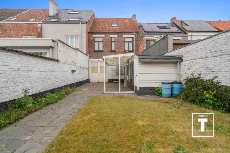 Handelszaak te koop in Gentbrugge 9050 388000.00€ 4 slaapkamers 175.00m² - Zoekertje 522235