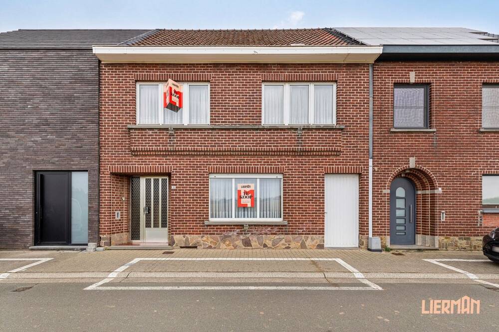 Huis te  koop in Herzele 9550 198000.00€ 3 slaapkamers 182.00m² - Zoekertje 523352