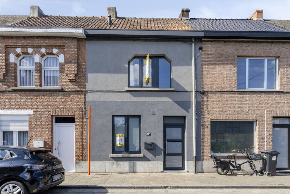 Huis te  koop in Aalst 9300 259000.00€ 3 slaapkamers 135.00m² - Zoekertje 523073