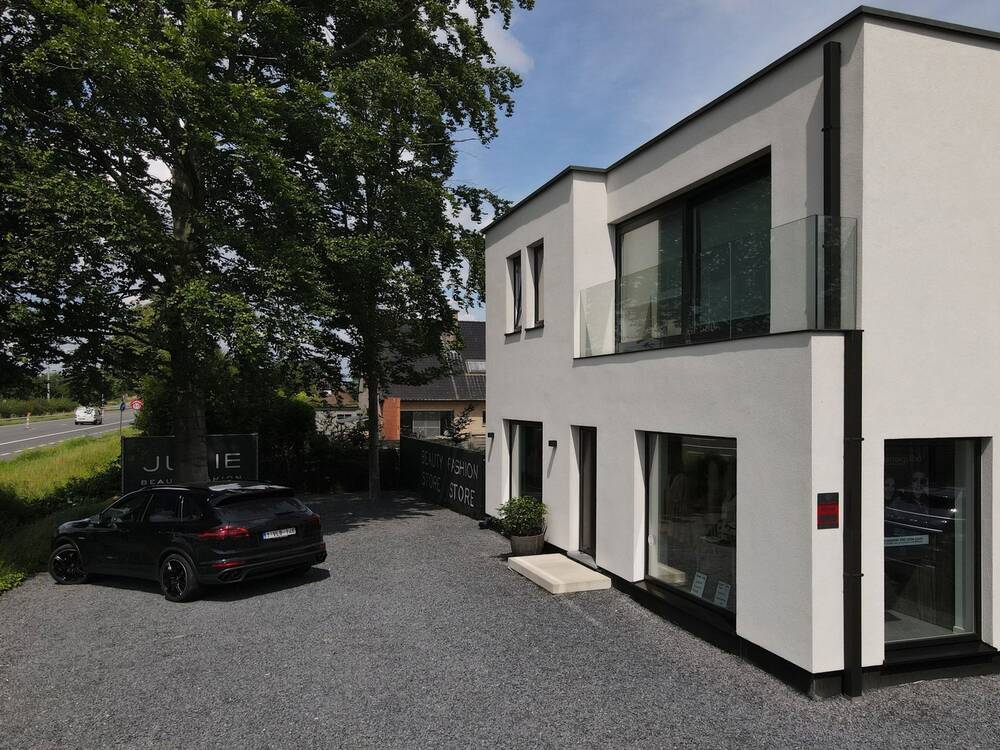 Handelszaak te huur in Gavere 9890 895.00€ slaapkamers 100.00m² - Zoekertje 523460