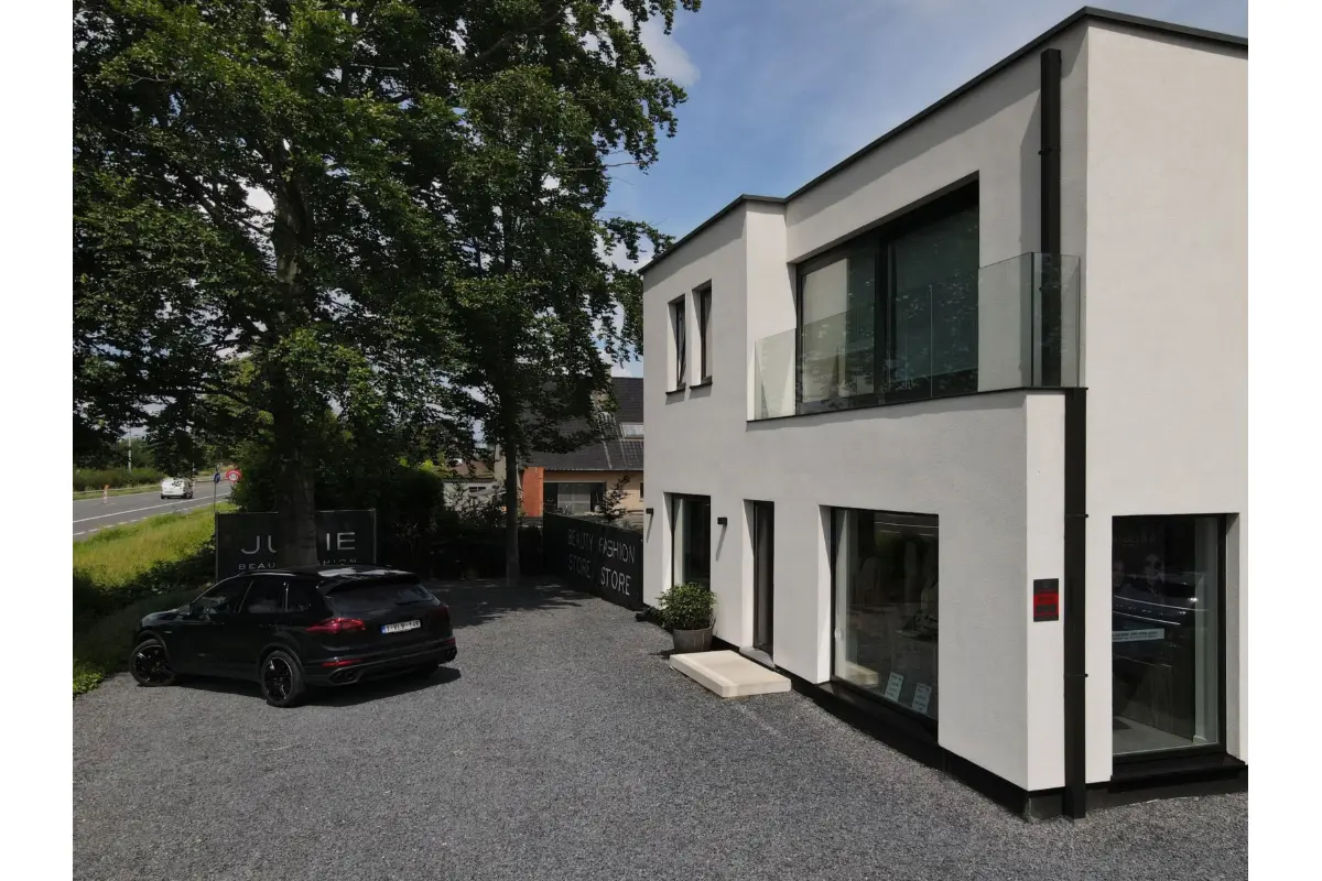 Handelszaak te  huur in Gavere 9890 895.00€  slaapkamers 100.00m² - Zoekertje 523460