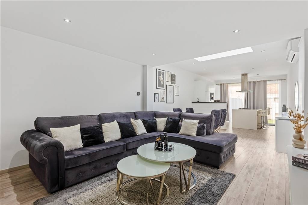 Huis te koop in Sint-Niklaas 9100 310000.00€ 4 slaapkamers 123.00m² - Zoekertje 526194