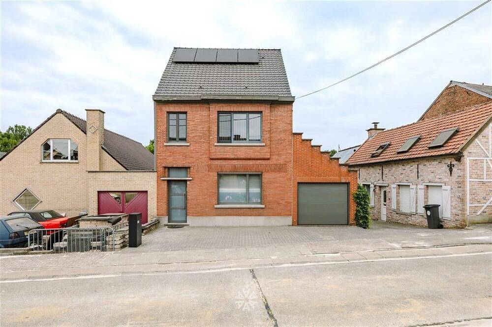 Huis te  koop in Sint-Lievens-Houtem 9520 309000.00€ 3 slaapkamers 151.00m² - Zoekertje 527806